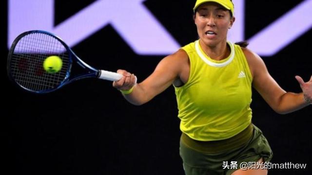 有父亲的风范吗？梅西小儿子西罗在迈阿密U8比赛中任意球破门