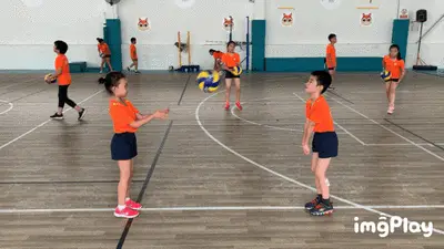 队记：杨瀚森今天表现含金量更高，必须肯定他的适应能力